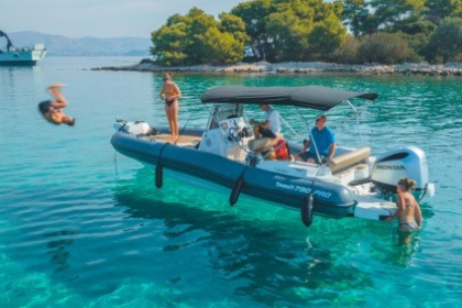 Hire RIB MARLIN 790 PRO BLACK SPECIAL EDITION Trogir