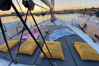 Hire Sailboat Beneteau Cyclades 50.4 Mallorca