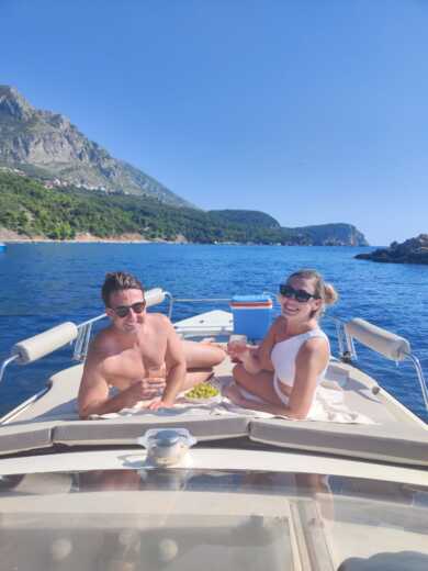 Budva Motorboat Delphia yachts Nano alt tag text