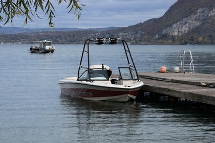 Location Bateau à moteur Correct Craft Ski Air Nautique Annecy