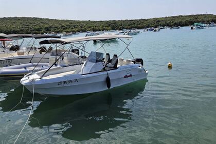 Hyra båt Motorbåt Roto Hydra 530 Rovinj