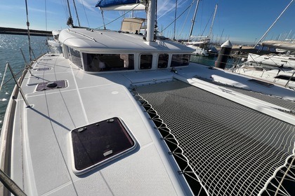 Hire Catamaran Lagoon 400 Ibiza