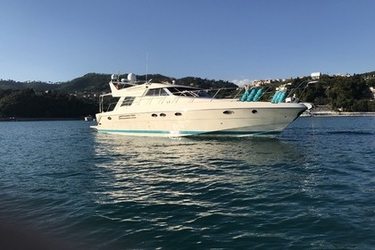 Location Yacht Riva 58 La Spezia