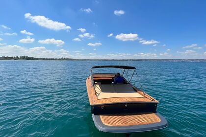 Noleggio Barca a motore Ilver ILVER 24 ECSTASY SPORT - CON SKIPPER Sirmione