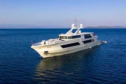 Hire Motor yacht 50 Meters Top Charter Bodrum