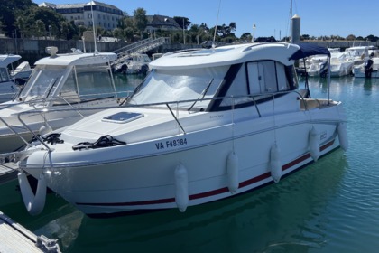Rental Motorboat Beneteau Antares 680 La Trinité-sur-Mer