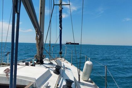 Alquiler Velero Camper & Nicholsons 33 Sète