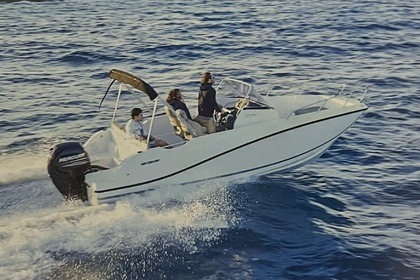 Location Bateau à moteur Quicksilver Activ open 675 Arzon
