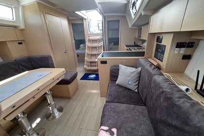 Charter Sailboat Bavaria Yachtbau Bavaria C38 Punat