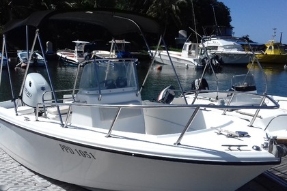 Hire Motorboat Edgewater 170 CC Edgewater Deshaies