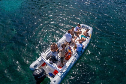 Noleggio Gommone 2000 leghe Sealife 5.8 Marzamemi