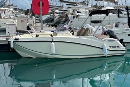 Rental Motorboat Brunswick Marine Quicksilver open 555 Le Lamentin