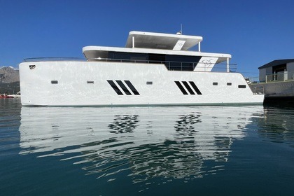 Hire Sailboat  Ocean Beast 65 Fly Seget Donji