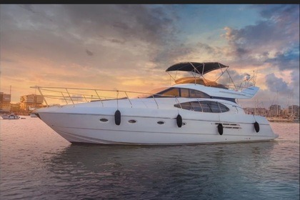Alquiler Yate a motor Azimut Azimut 52 Torrevieja