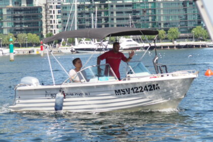 Rental Motorboat Polycraft Bowrider Melbourne