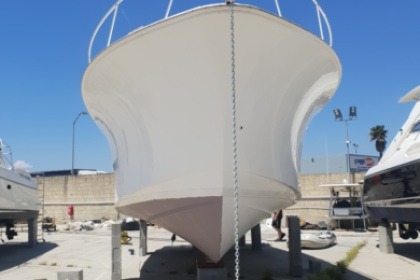 Noleggio Barca a motore Luhrs CANYON 37 Santa Maria di Leuca