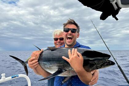 Noleggio Barca a motore Robalo R200 Giardini-Naxos