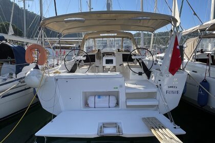 Hire Sailboat  Dufour 430 GL Fethiye