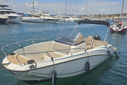 Miete Motorboot Quicksilver Activ 675 Open Saint-Raphaël