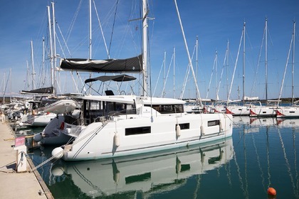 Noleggio Catamarano  Lagoon 46  Pomer