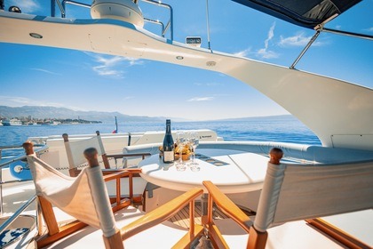 Hyra båt Yacht Yaretti Yaretti 2210 Split