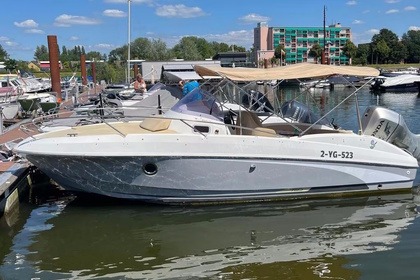 Hire Motorboat Beneteau Flyer 750 sundeck Mandelieu-La Napoule