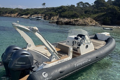 Verhuur RIB Capelli Tempest 850 Hyères