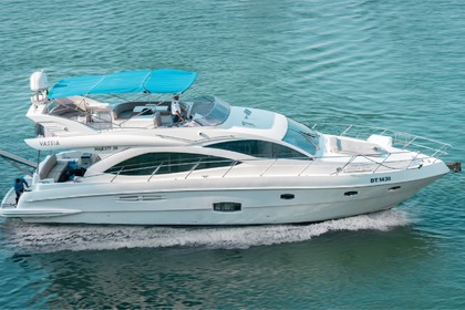 Hire Motorboat Majesty 56 Dubai