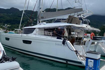 Location Catamaran Fountaine Pajot Saba 50 Mahé