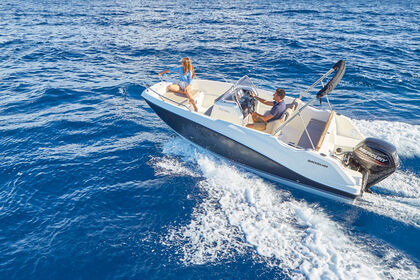 Rental Motorboat Quicksilver Activ 555 Open Mandelieu-La Napoule