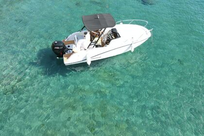 Location Bateau à moteur Quicksilver Activ 605 Sundeck Fort-de-France