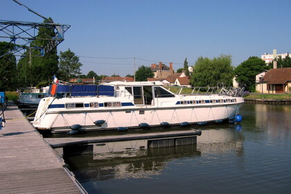 Noleggio Houseboat Premium Tarpon 49 QP Châtillon-en-Bazois