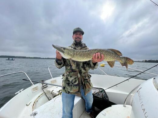 Parentis-en-Born Motorboat BENETEAU FLYER 550 alt tag text