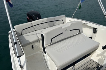 Verhuur Motorboot Karnic 1851 Open Rovinj
