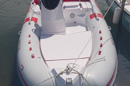 Noleggio Gommone Novamares extreme 18 Gaeta