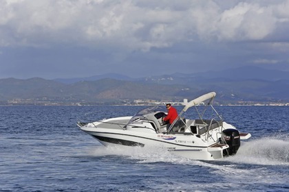 Charter Motorboat Jeanneau Cap Camarat 7.5 Wa Saint-Raphaël