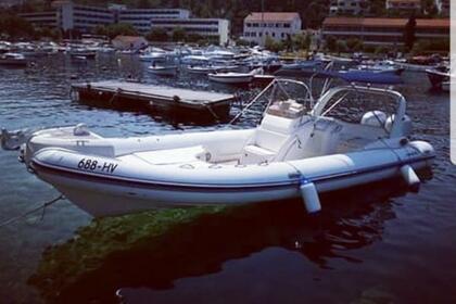 Charter RIB NUOVA JOLLY 8.20 Hvar