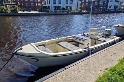 Rental Motorboat Crescent 450 Leiden