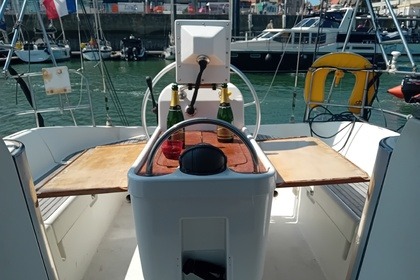 Rental Sailboat Beneteau Oceanis 37 Blankenberge