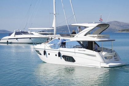 Rental Motor yacht Absolute  50 Fly Seget Donji