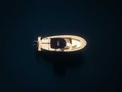 Motorboat Lilybaeum Yacht Lipari 31 boat plan