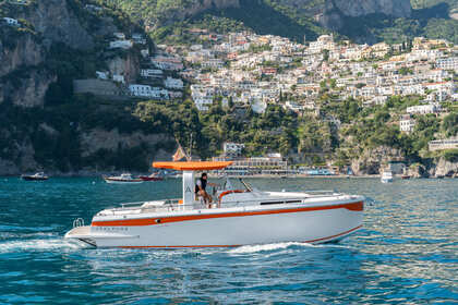 Hire Motorboat ITALYURE 35 Capri