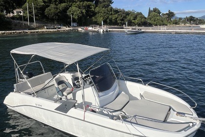 Rental Motorboat FLYER SPACE DECK 6.6 Antibes