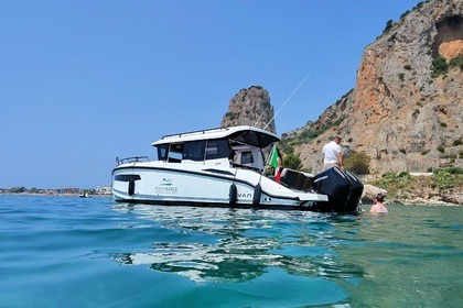 Rental Motorboat Navan C 30 Terracina