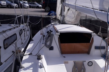 Noleggio Barca a vela Farr 750 Riva del Garda