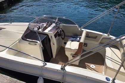 Charter Motorboat Jeanneau Jeanneau 6.5 WA Novi Vinodolski